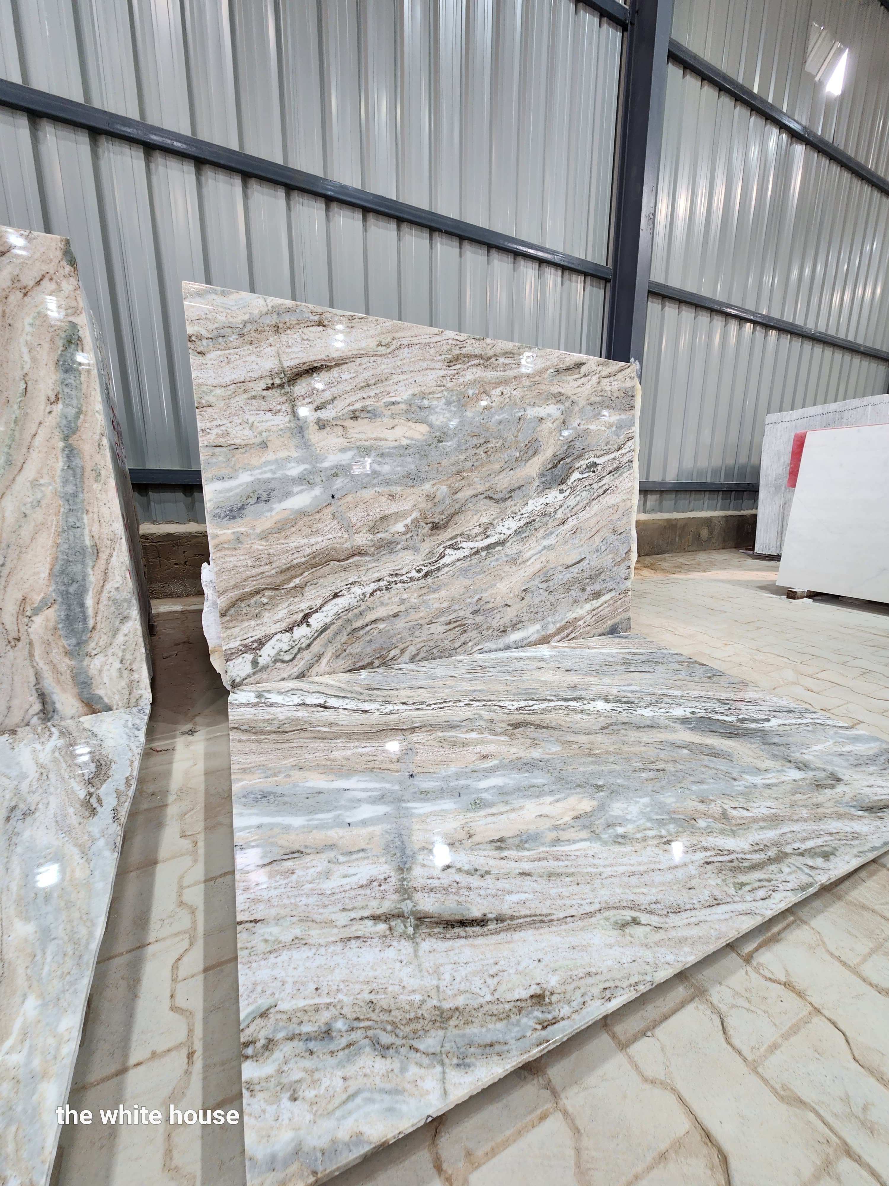 Footer Marble 3